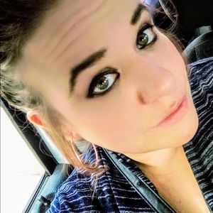 Meet your Posher, Natasha